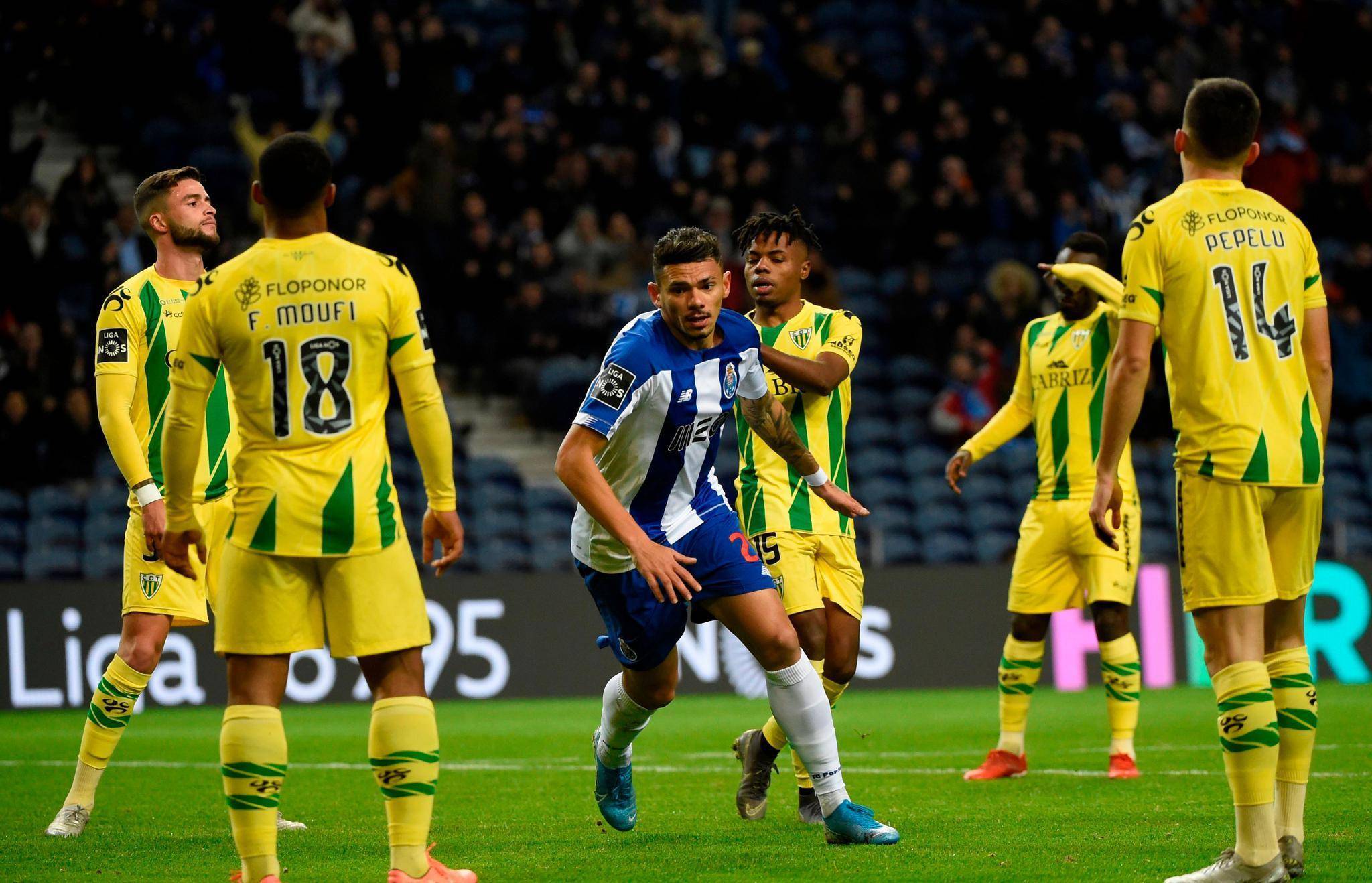 集结日法国杯焦点战，阿斯顿维拉队长鼓劲，信心回归，纪律约束更严格(俾斯麦战列舰vs胡德号)